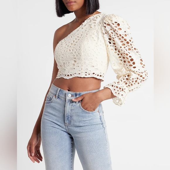 Express Limited Edition Eyelet Top - Picture 1 of 10